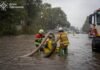 «Последовательно и справедливо»: Зеленский пообещал разобраться, почему в Одессе от ливня погибли люди (видео)