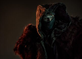 «А теперь беги»: Netflix выпустил первый трейлер готического фэнтези «Франкенштейн»