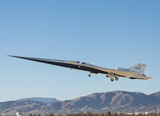 Тихий сверхзвуковой самолет NASA X-59 совершил первый полет