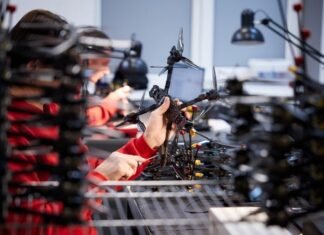 У ЄС шукають гроші для фінансування масового виробництва дронів.