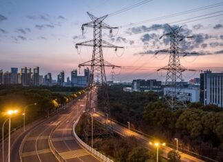 Викопні джерела забезпечуватимуть близько 50% попиту на енергію ще десятки років.