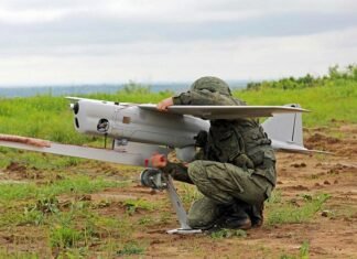 Китай на 900% наростив постачання до Росії компонентів для бойових дронів, що дозволяє РФ продовжувати наступ в Україні.