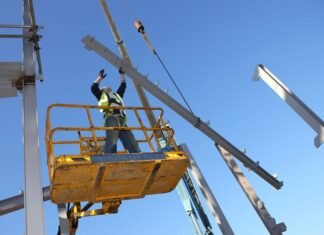 Нежитлове будівництво в Україні за рік зросло на 36%.