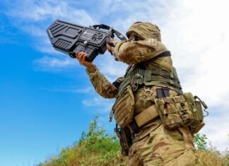 Західні виробники шукають ефективні рішення для боротьби з дронами, використовуючи український досвід.