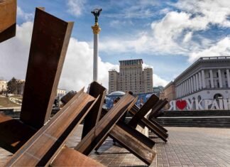 За прогнозом Dragon Capital зростання ВВП України сповільниться до 1,7% у 2025 році та до 1% у 2026 році через атаки РФ.