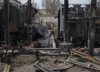 РФ продовжує бити по українській енергетиці. Влада заговорила про імпорт електроенергії.