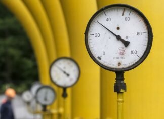 Україні потрібно додатково імпортувати більш як 4 млрд кубометрів газу, щоб пережити зиму. Нідерланди надають €5 млн на ці цілі.