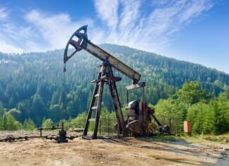 Держкомпанія “Укрнафта” нарощує видобування вуглеводнів завдяки новим свердловинам та технологіям.