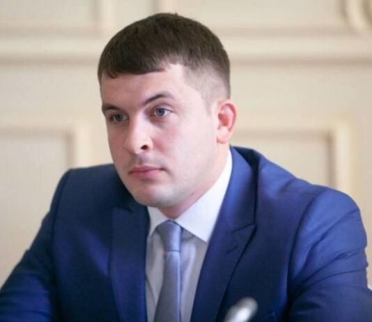 Загуменный о круглосуточном домашнем аресте: попытки заблокировать работу КГГА продолжаются