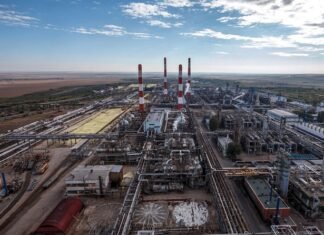 Україна зупинила роботу газового заводу-гіганта у РФ, а також чергового НПЗ “Роснєфті”.