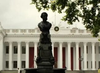 В Одесской области уберут имперские символы: список памятников на снос