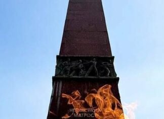 В Одессе временно погасят Вечный огонь на мемориале Неизвестному матросу из-за плановых работ