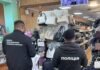В Одессе продавали подделки брендовой одежды: изъят товар на 33 миллиона гривен