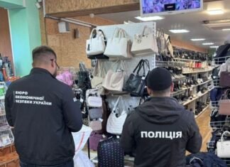 В Одессе продавали подделки брендовой одежды: изъят товар на 33 миллиона гривен