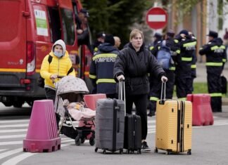 Чехія фіксує зростання потоку українських біженців до країни, а Швейцарія спрощує працевлаштування для українців зі статусом S.