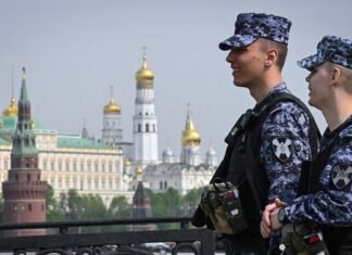 Росія планує витратити майже $480 мільярдів на армію та озброєння у 2026-2028 роках.
