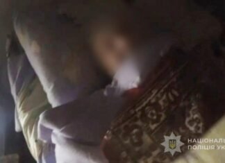 Под Одессой полицейские спасли пожилую женщину после дроновой атаки рф