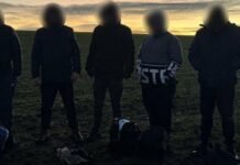 Попали в объектив дрона с тепловизором: в Одесской области у границы задержали пятерых мужчин, — ФОТО