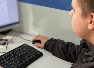 Месть в Одесской области: 18-летний парень ночью пытался сжечь дом знакомой, — ФОТО