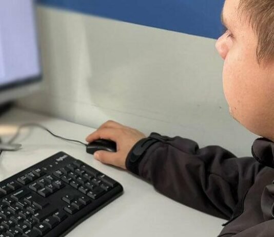 Месть в Одесской области: 18-летний парень ночью пытался сжечь дом знакомой, — ФОТО