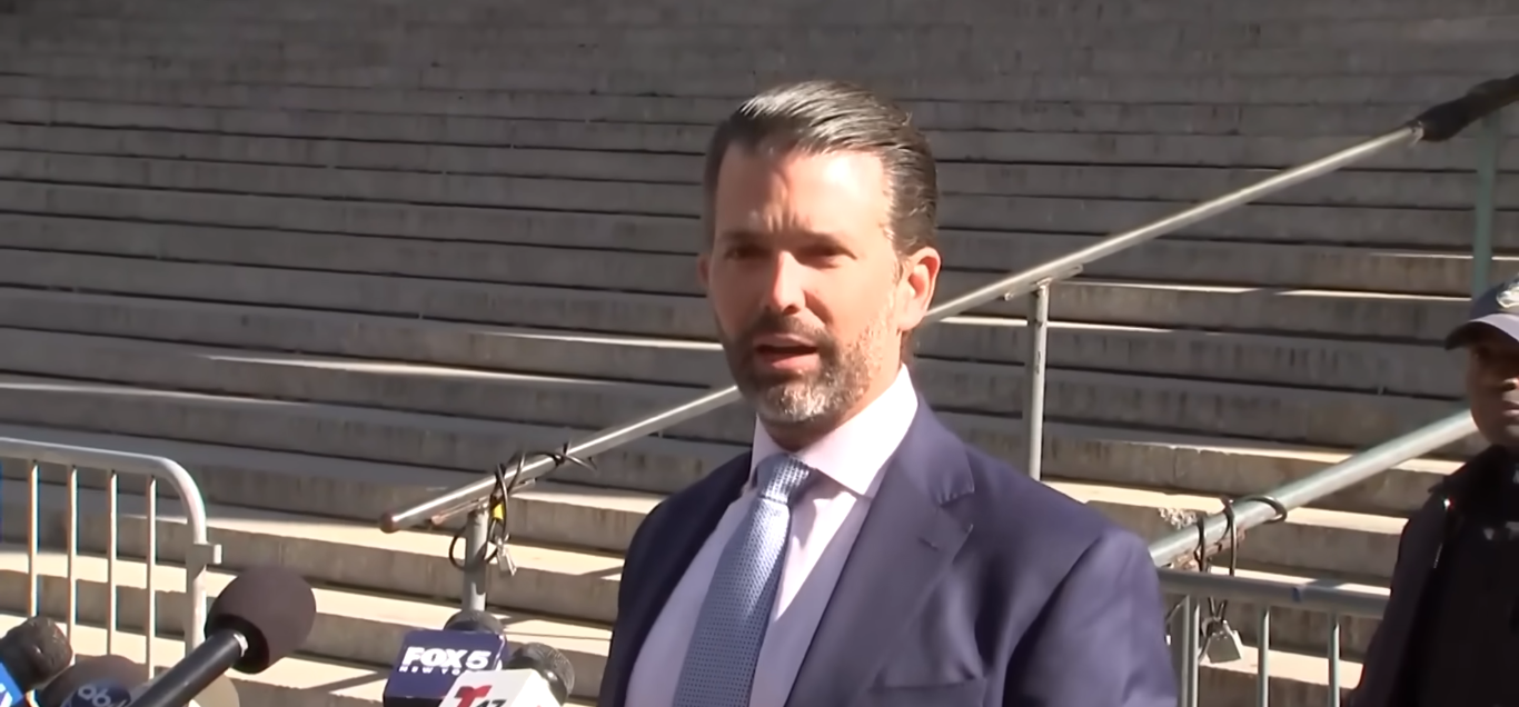 Мирный план по Украине: сын Трампа заступился за Уиткоффа после слива его разговоров