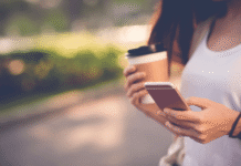 Пост в Facebook изменил жизнь женщины и принес ей многомиллионный выигрыш: что произошло (фото)