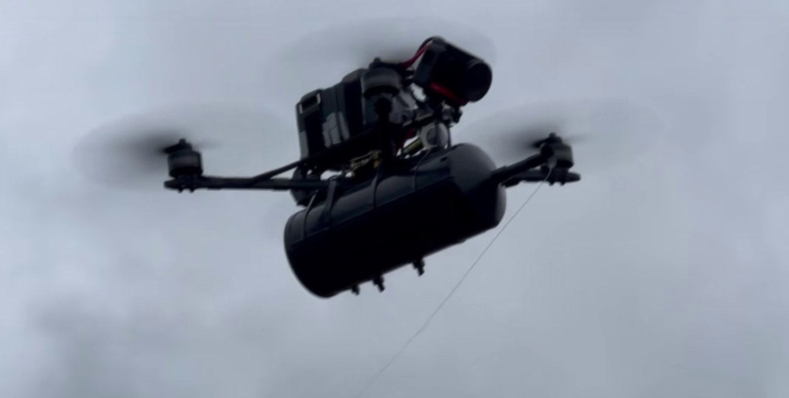 «Самое страшное — дроны на оптике»: Сергей «Флеш» рассказал, как россияне разрушают инфраструктуру возле линии фронта