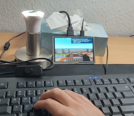 Конкурент Doom: Minecraft запустили на умной лампочке