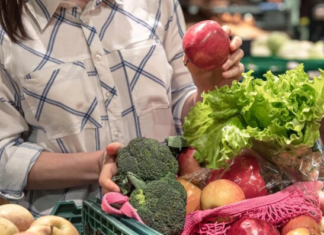 Продукты рекордно подорожают из-за блэкаутов и ударов России: каких цен ждать