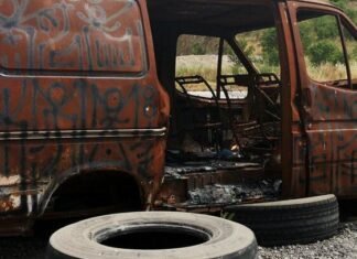 Что ждет владельцев заброшенных автомобилей в Одессе