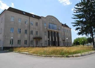 Уряд України готує до продажу дрібні пакети акцій держпідприємств. На приватизацію виставили науковий інститут та один з найстаріших у Європі заводів.