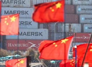 Китай значно скоротив свій експорт, в тому числі до Росії. Вплинули санкції та мита США.