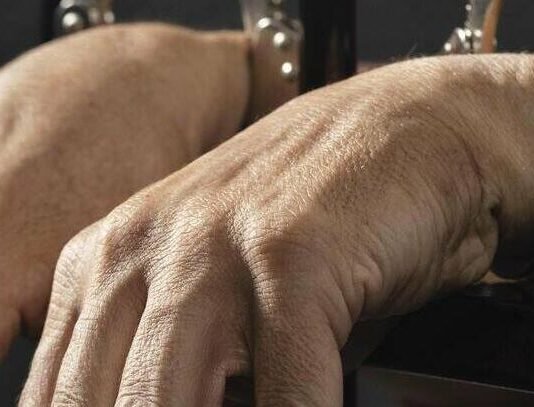 Фейковые стиральные машинки: мошенник в Одесской колонии обворовал четырех человек из-за решетки