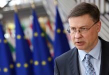 ЄС просить партнерів допомогти підтримати Україну в першому кварталі 2026 року, поки блок узгодить механізм подальшого фінансування.