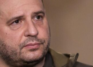 НАБУ и САП проводят обыски у руководителя Офиса Президента Андрея Ермака
