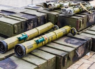 Через війну експорт зброї з РФ обвалився на 50%. З яким бюджетом агресорка планує пройти 2026 рік?