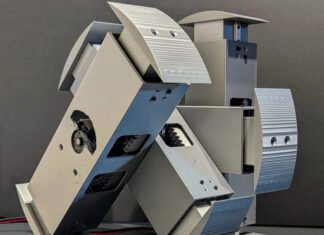Фантастика вдохновляет: небольшой робот ходит как TARS из «Интерстеллар»