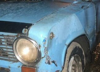 Трое пьяных водителей из Подольщины совершили ДТП: один въехал в билборд, другой в столб, третий скрылся с места аварии, — ФОТО