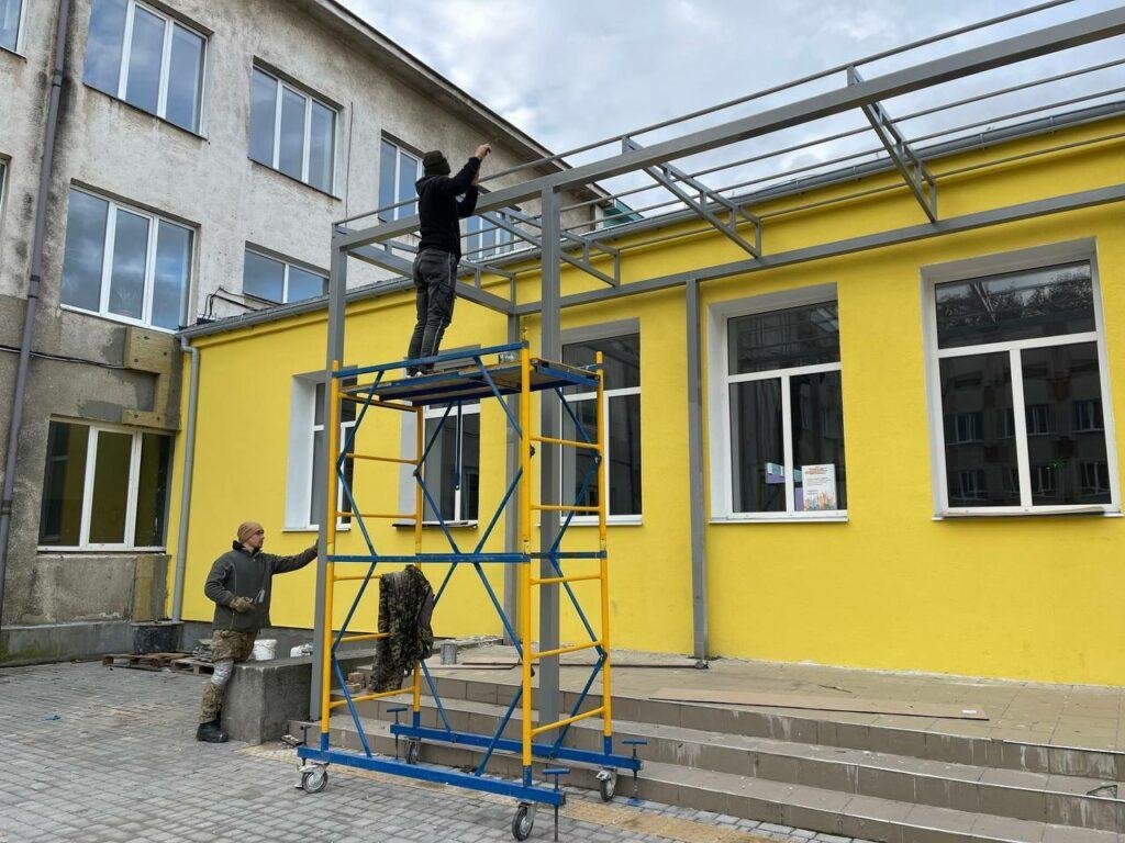 «По направлению к мечте»: в Одессе появился новый вдохновляющий мурал