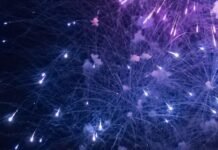 Одесситы возмущены: в городе снова раздался фейерверк