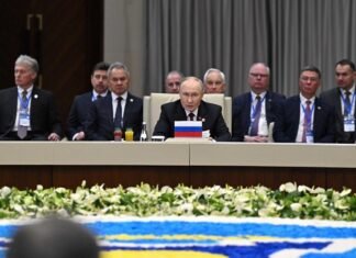 Путін: Війна закінчиться, коли ЗСУ залишать “зайняті” території на Донбасі, а РФ у мирному договорі готова зафіксувати обіцянку не нападати на Європу.