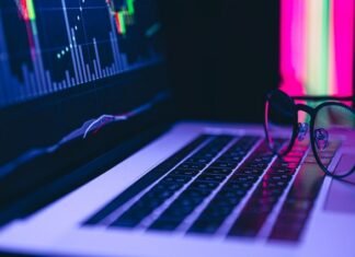 Україна відновила переговори про реструктуризацію боргу за ВВП-варантами.