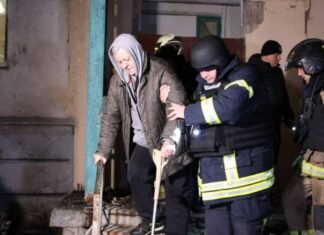 В Днепре прогремели взрывы: на город летели ракеты