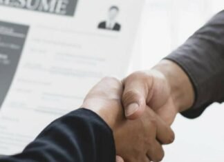 До 100 тысяч гривен в месяц в Одессе: кого сейчас ищут работодатели