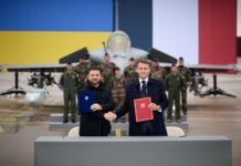 Історична безпекова угода з Францією: Україна придбає близько 100 французьких винищувачів Rafale.