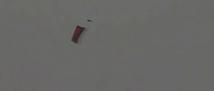 В Киеве запустили дрон с флагом РФ: российские пропагандисты в восторге (видео)