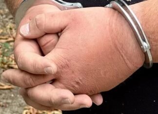 Одесский таксист стал жертвой вооруженного нападающего, – ФОТО