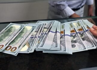 За пів року бізнес вивів з Україні $23 млн для погашення зовнішніх позик, натомість закордонні інвестиції у статутний капітал українських компаній зросли.