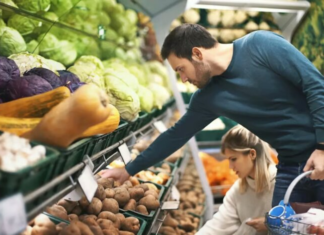 Цены на популярный овощ обвалились: украинцам назвали стоимость