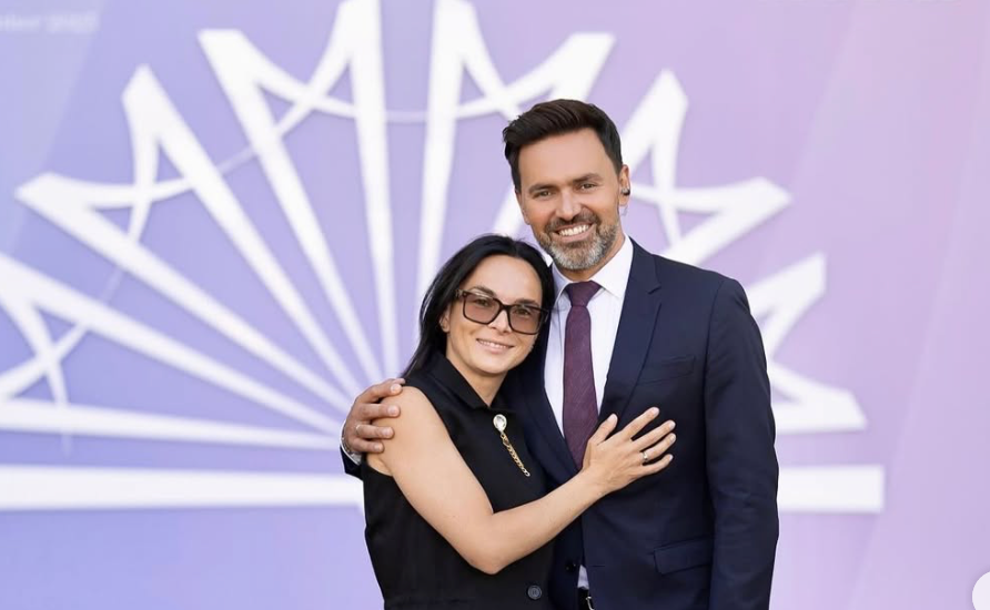 Известный ведущий признался, почему от него уходила жена: «Немного загуляли» (фото)